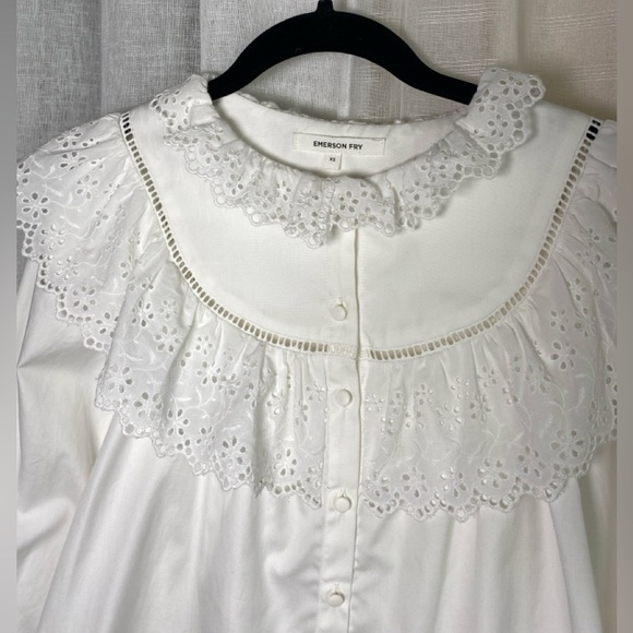 EMERSON FRY Victoria 3 White Poplin Blouse Eyelet Lace Pearl Button XS - Picture 3 of 10